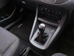 Ford Figo hatch 1.5 Ambiente - Image 15