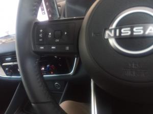Nissan Qashqai 1.3T Acenta Plus - Image 16