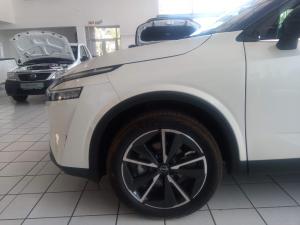 Nissan Qashqai 1.3T Acenta Plus - Image 7