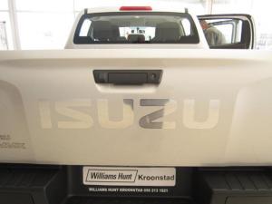 Isuzu D-Max 1.9TD double cab L auto - Image 16