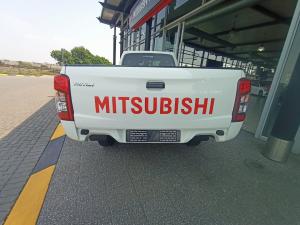 Mitsubishi Triton 2.4DI-D single cab GL - Image 5
