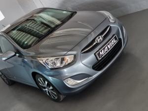 Hyundai Accent hatch 1.6 Fluid auto - Image 1