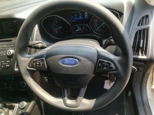 Ford Focus hatch 1.0T Trend - Image 13