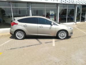 Ford Focus hatch 1.0T Trend - Image 6