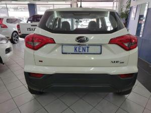 Mahindra XUV300 1.2T W4 SE - Image 4