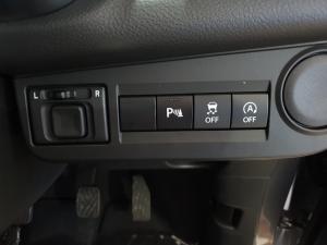 Toyota Vitz 1.0 XR manual - Image 16
