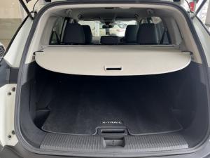 Nissan X-Trail 2.5 Visia - Image 12