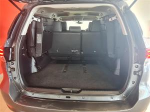 Toyota Fortuner 2.4GD-6 4x4 - Image 10