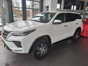 Toyota Fortuner 2.4GD-6 4x4 - Image 4