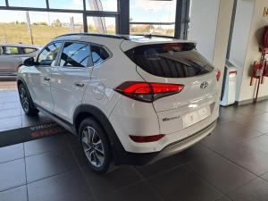 Hyundai Tucson 2.0CRDi Elite - Image 7