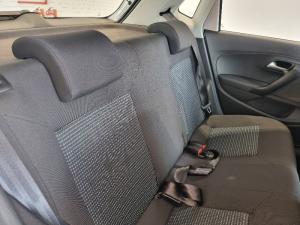 Volkswagen Polo Vivo hatch 1.6 Comfortline auto - Image 13