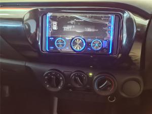 Toyota Hilux 2.0 single cab S (aircon) - Image 15