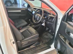 Toyota Hilux 2.0 single cab S (aircon) - Image 20