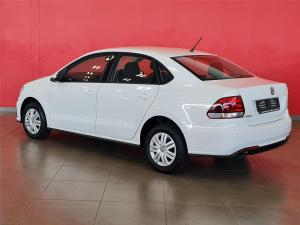 Volkswagen Polo sedan 1.4 Trendline - Image 9