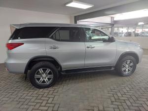Toyota Fortuner 2.4GD-6 auto - Image 3