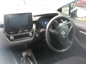 Toyota Corolla hatch 1.8 Hybrid XS - Image 11
