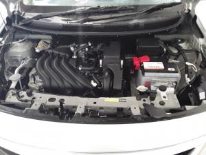 Nissan Almera 1.5 Acenta automatic - Image 15