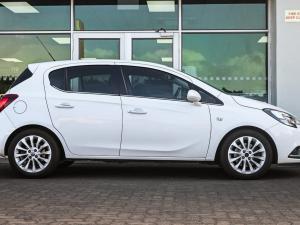 Opel Corsa 1.0T Cosmo - Image 2