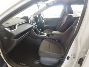 Toyota RAV4 2.0 GX - Image 7