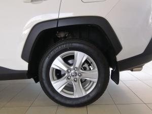 Toyota RAV4 2.0 GX - Image 8
