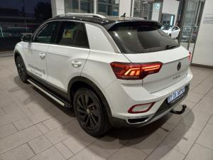 Volkswagen T-Roc 2.0TSI 140kW 4Motion Design - Image 5