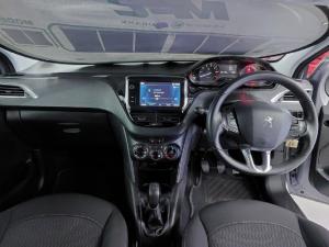 Peugeot 208 1.2 Active - Image 6