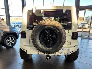 Jeep Wrangler Unlimited 3.6L Sahara - Image 5