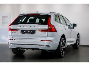 Volvo XC60 T8 Recharge AWD Ultimate Bright - Image 4