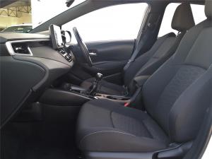 Toyota Corolla hatch 1.2T XS - Image 5