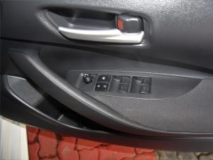 Toyota Corolla hatch 1.2T XS - Image 8