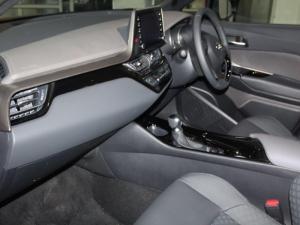 Toyota C-HR 1.2T Luxury CVT - Image 6