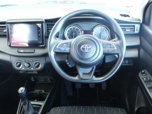 Toyota Rumion 1.5 SX manual - Image 12