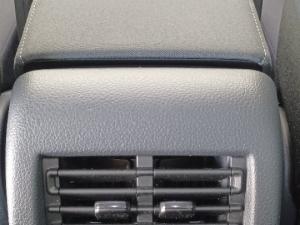 Volkswagen Caddy 1.6 - Image 11