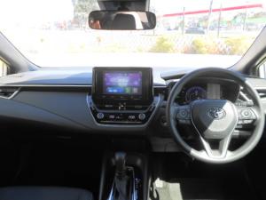 Toyota Corolla hatch 1.8 Hybrid XS - Image 16