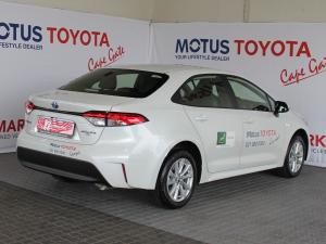 Toyota Corolla 1.8 Hybrid XS - Image 2