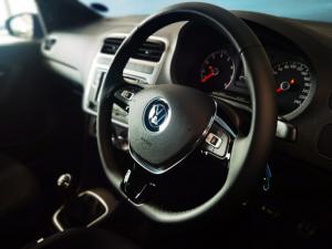 Volkswagen Polo Vivo hatch 1.0TSI GT - Image 8