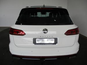 Volkswagen Touareg V6 TDI Executive R-Line - Image 7