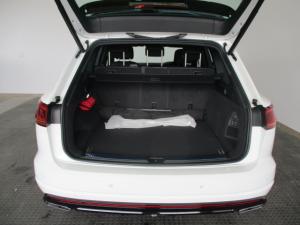 Volkswagen Touareg V6 TDI Executive R-Line - Image 8