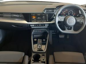 Audi A3 Sportback 35TFSI Advanced - Image 8