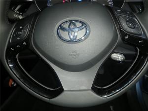 Toyota C-HR 1.2T Luxury - Image 13