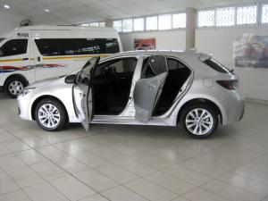 Toyota Corolla hatch 1.8 Hybrid XS - Image 7