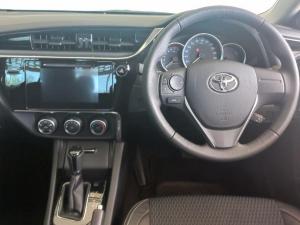 Toyota Corolla Quest 1.8 Prestige auto - Image 6