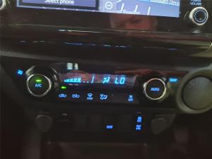 Toyota Hilux 2.8GD-6 double cab Legend - Image 17