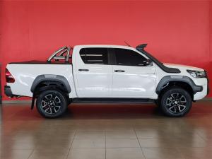 Toyota Hilux 2.8GD-6 double cab Legend - Image 3