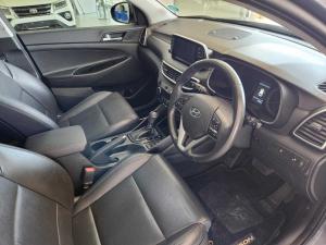Hyundai Tucson 2.0 Crdi Sport automatic - Image 8