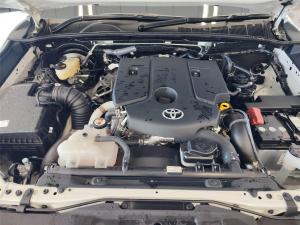 Toyota Fortuner 2.4GD-6 manual - Image 17