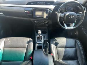 Toyota Hilux 2.8GD-6 double cab Raider auto - Image 6