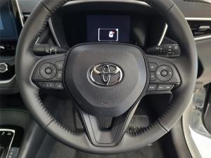 Toyota Corolla 1.8 Hybrid XS - Image 13