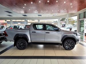 Toyota Hilux 2.8GD-6 double cab Legend - Image 3