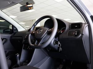 Volkswagen Polo Vivo hatch 1.4 Comfortline - Image 14